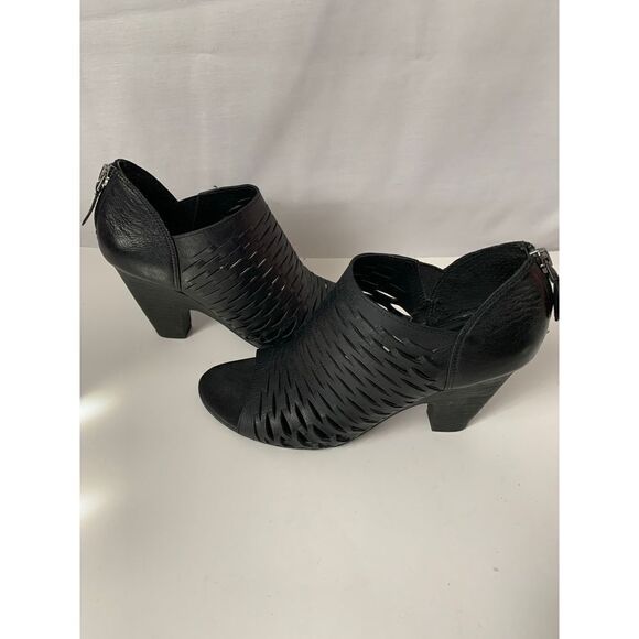 Franco Sarto Black Peep toe booties - Picture 1 of 13